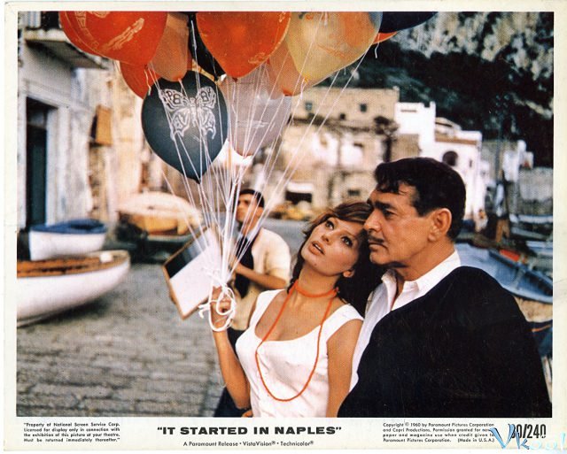 Xem Phim Chuyện Bắt Đầu Ở Naples - It Started In Naples - Vkool.TV - Ảnh 1
