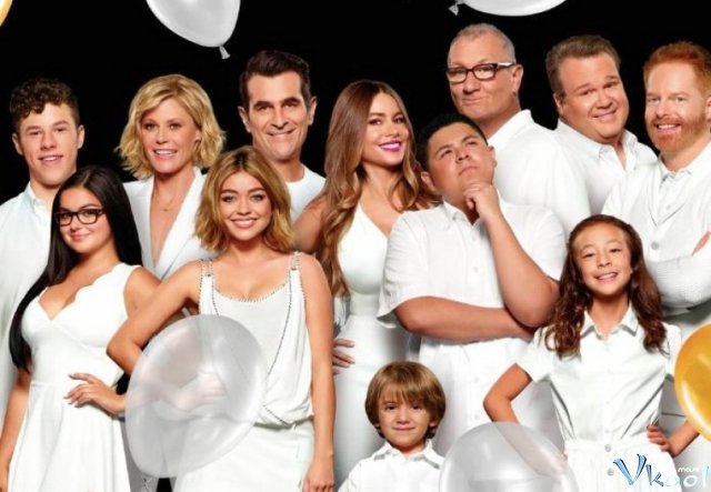 Xem Phim Gia Đình Hiện Đại Phần 9 - Modern Family Season 9 - Vkool.TV - Ảnh 1