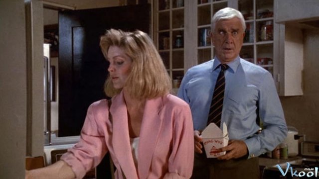 Xem Phim Họng Súng Vô Hình - The Naked Gun: From The Files Of Police Squad! - Vkool.TV - Ảnh 1