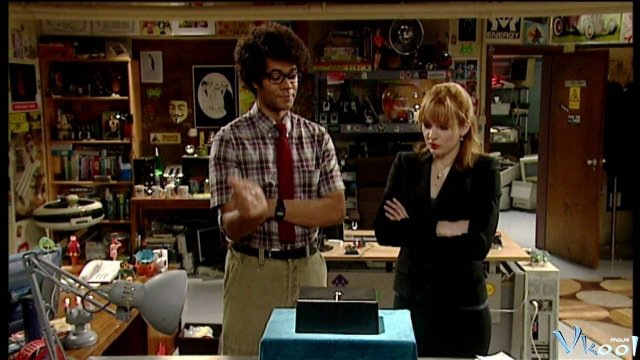 Xem Phim Mọt Công Nghệ - The It Crowd: The Internet Is Coming - Vkool.TV - Ảnh 4