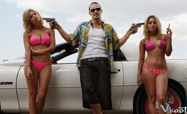 Xem Phim Những Kẻ Cướp Gợi Cảm - Spring Breakers - Vkool.TV - Ảnh 1