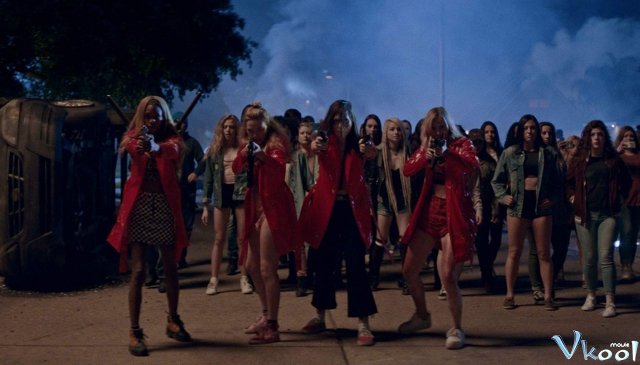 Xem Phim Quốc Gia Thảm Sát - Assassination Nation - Vkool.TV - Ảnh 4