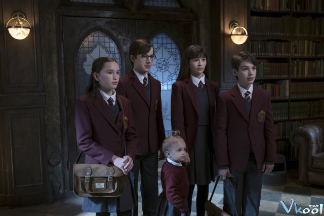 Xem Phim Những Cuộc Phiêu Lưu Bất Tận 2 - A Series Of Unfortunate Events Season 2 - Vkool.TV - Ảnh 3