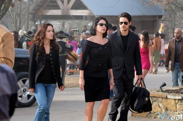 Xem Phim Bà Hoàng Phương Nam 2 - Queen Of The South Season 2 - Vkool.TV - Ảnh 1